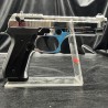 Le Magnum Firat Chromé en polymère lourd est un pistolet d’alarme et de défense de calibre 9 mm PAK.