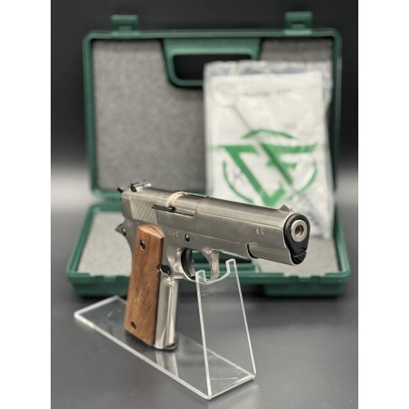 Réplique du célèbre Colt1911 Chromé 9mmPAK - Bazooka-shop.fr