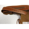 Ceinturon avec un holster sherif pour revolver Western