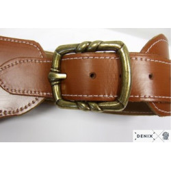 Ceinturon avec un holster sherif pour revolver Western